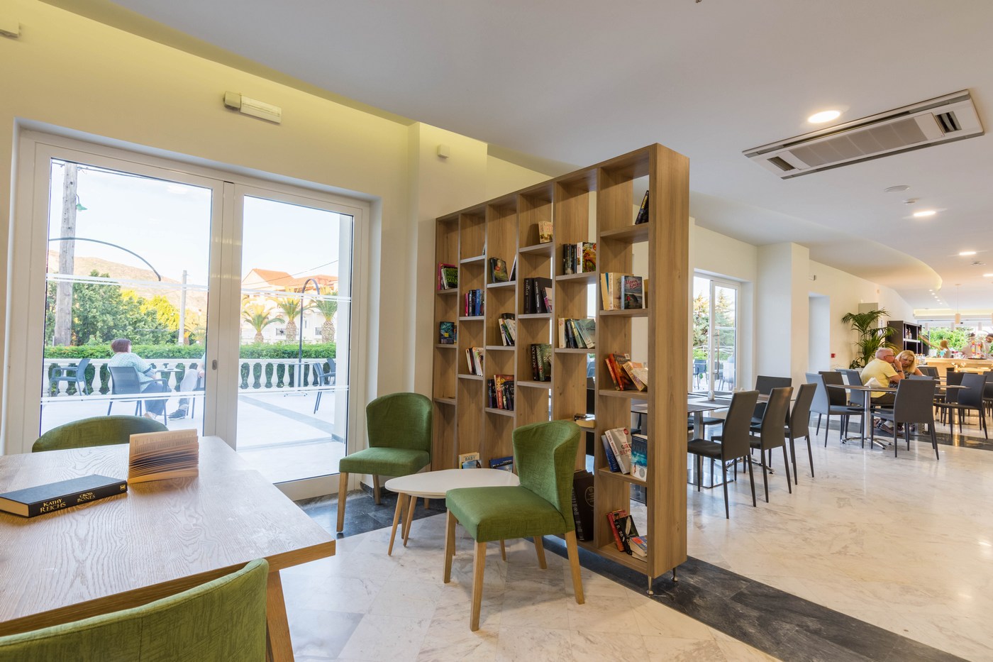 Exotica Hotel & Spa-Lobby.jpg