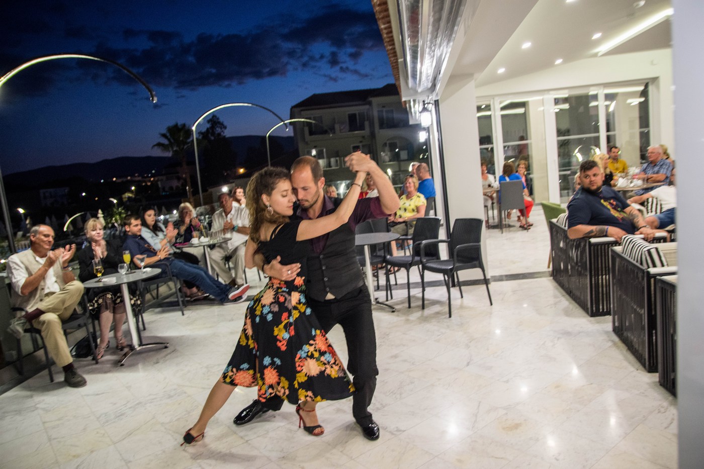 Hotel Exotica Spa-Vecernja animacija.jpg