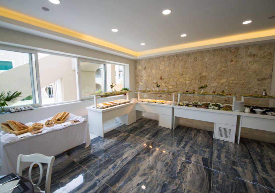 Ninos Amour Holiday Resort Hotel-Restoran.jpg