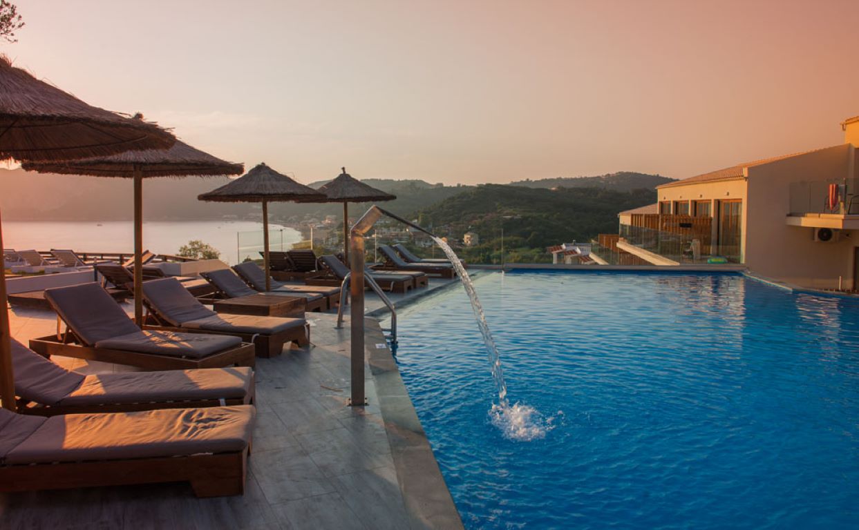 Ninos Porto Demo Boutique Hotel-Bazen.jpg