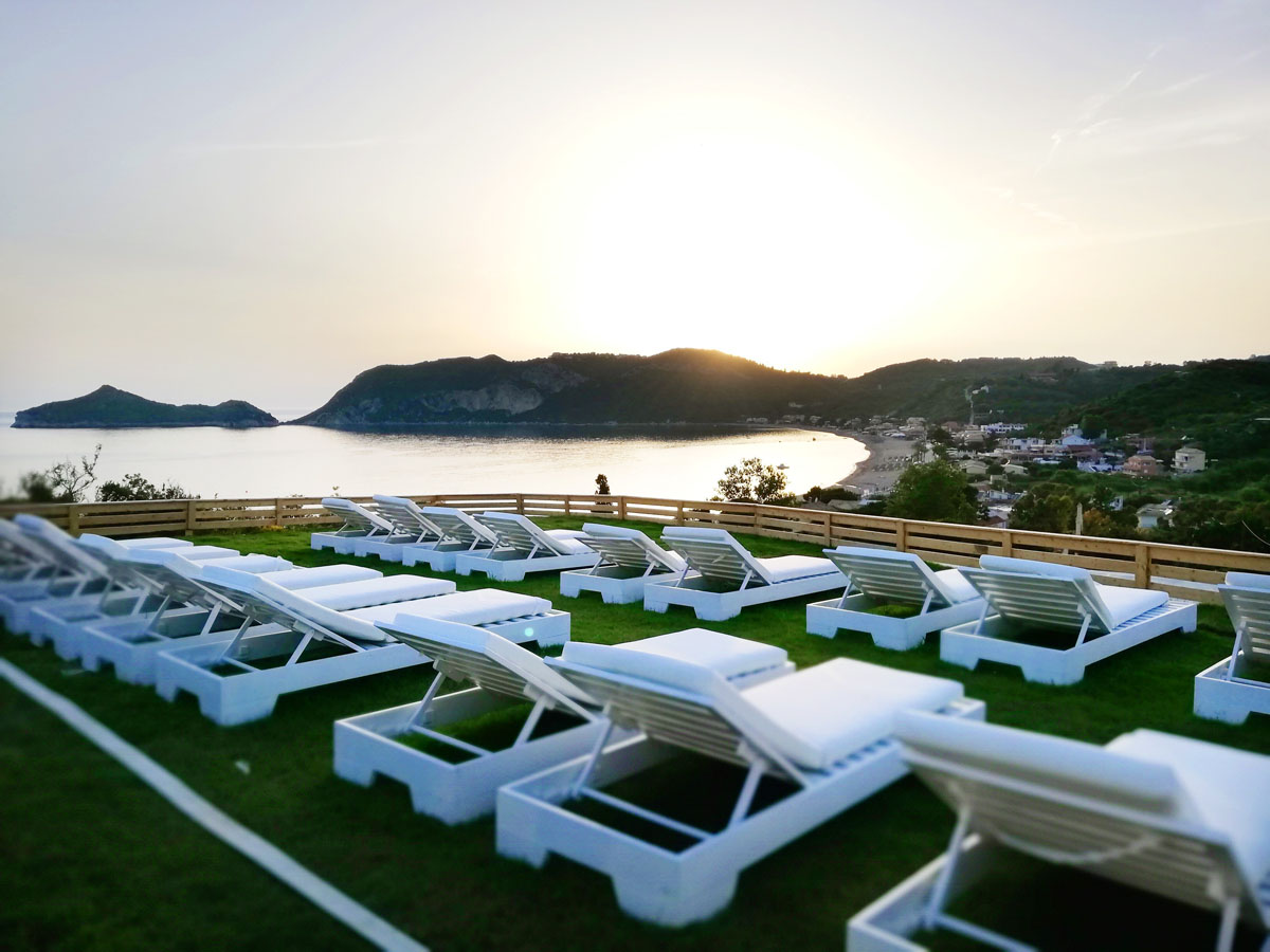 Ninos Porto Demo Boutique Hotel-Terasa za suncanje.jpg