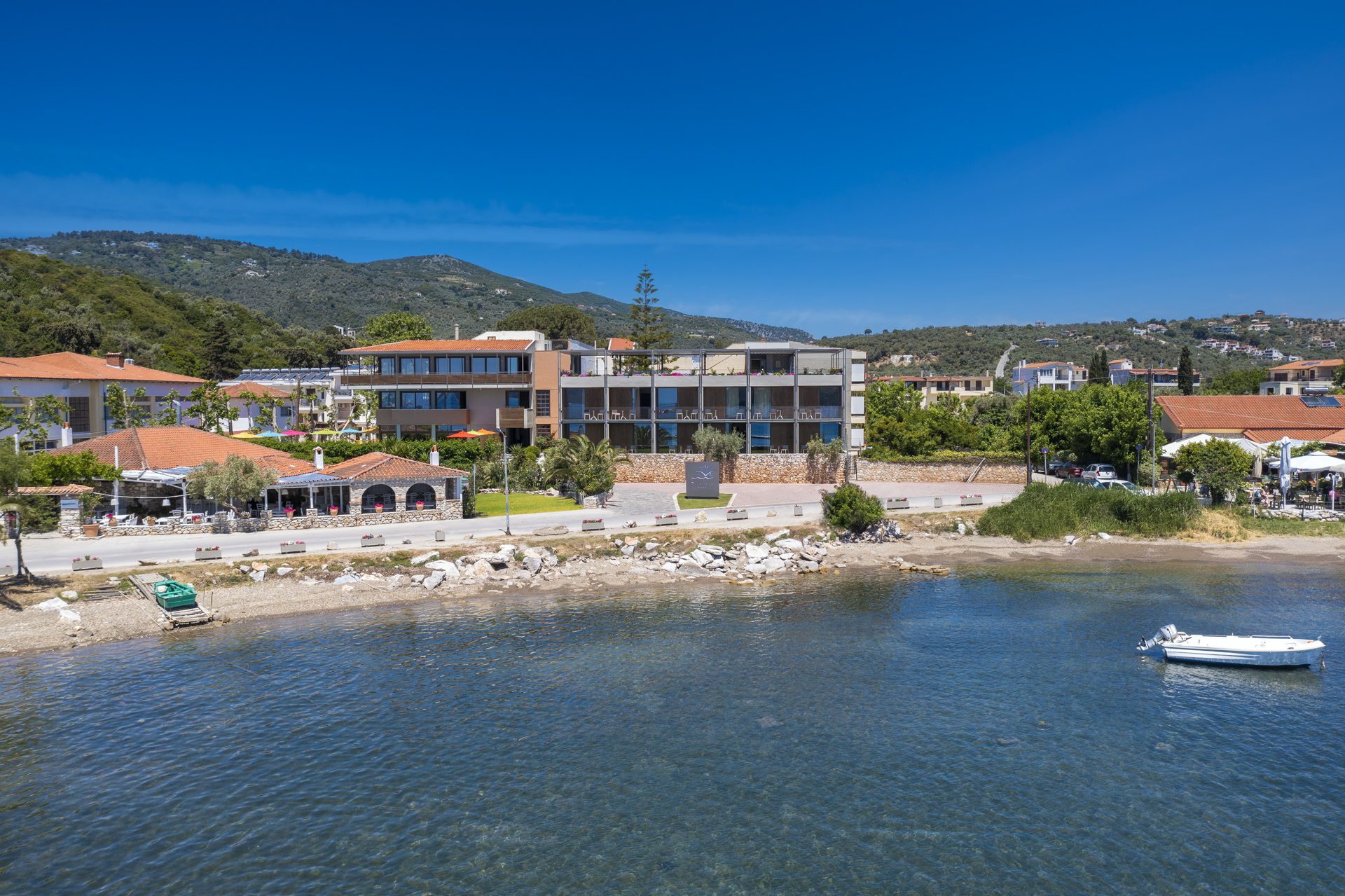 Alkyon Hotel-Panorama hotela.jpg