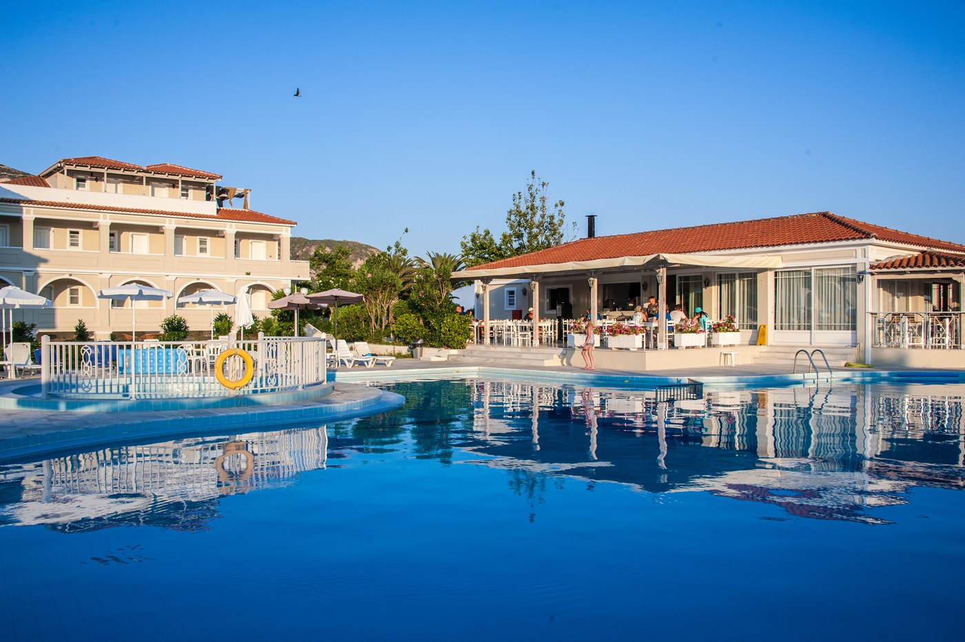 Kleila Beach Hotel-Bazen.jpg