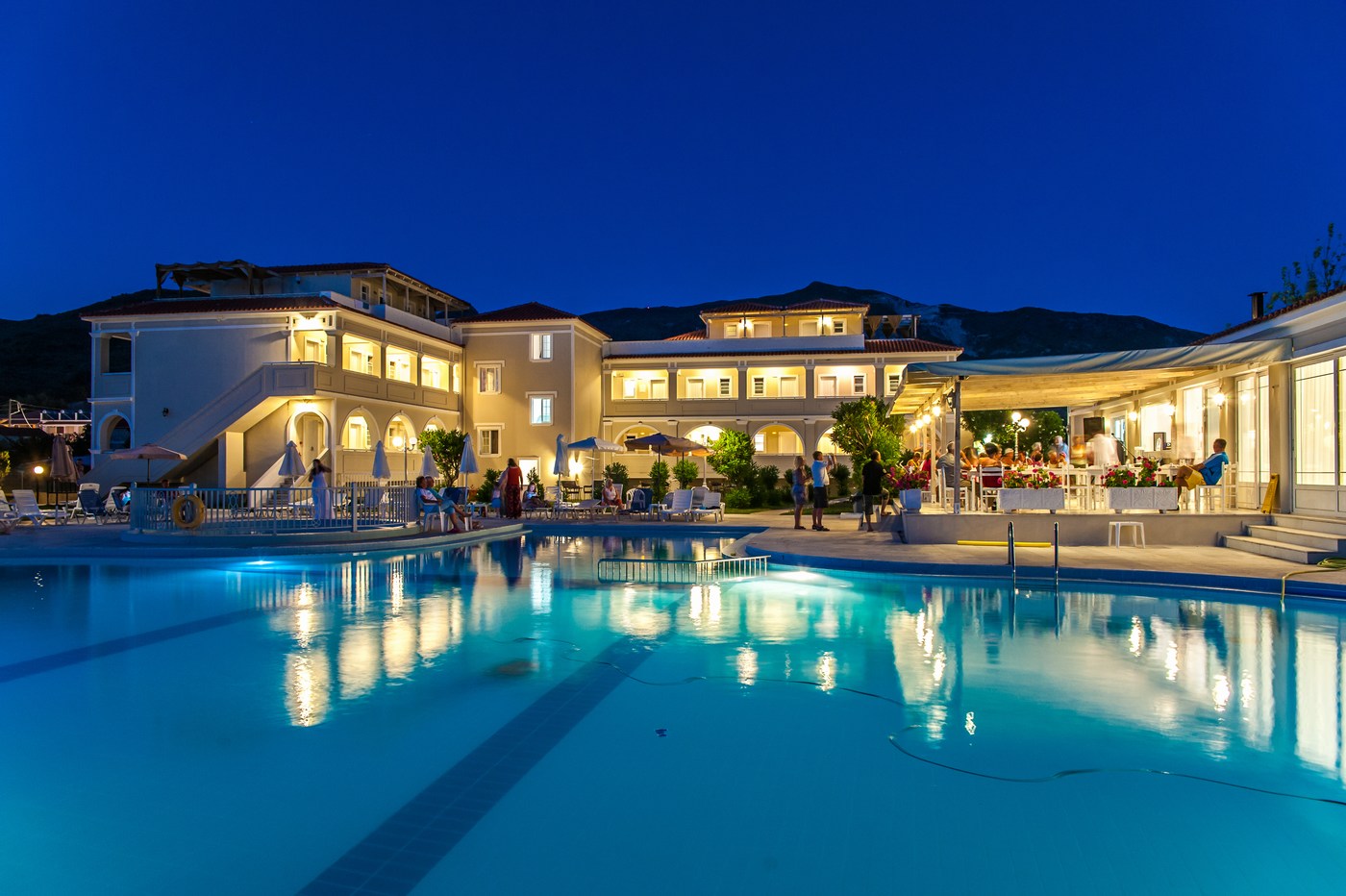 Kleila Beach Hotel-Nocni bar.jpg
