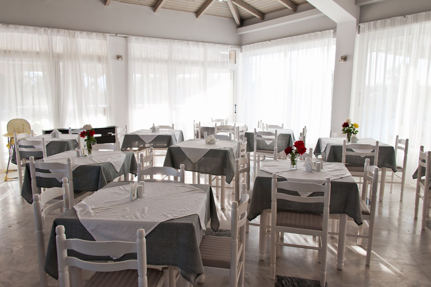 Kliela Beach Hotel-Restoran.jpg