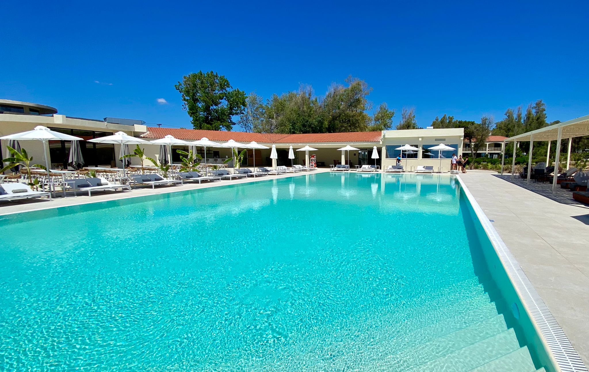 Domes Aulus Zante-Bazen.jpeg