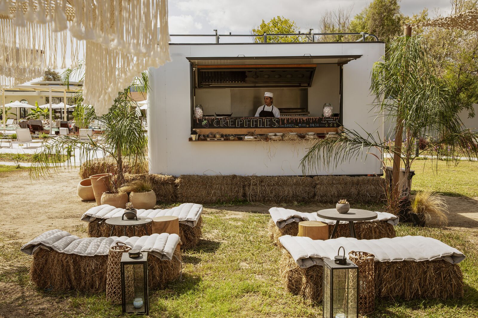 Domes Aulus Zante-Grcka taverna.jpg