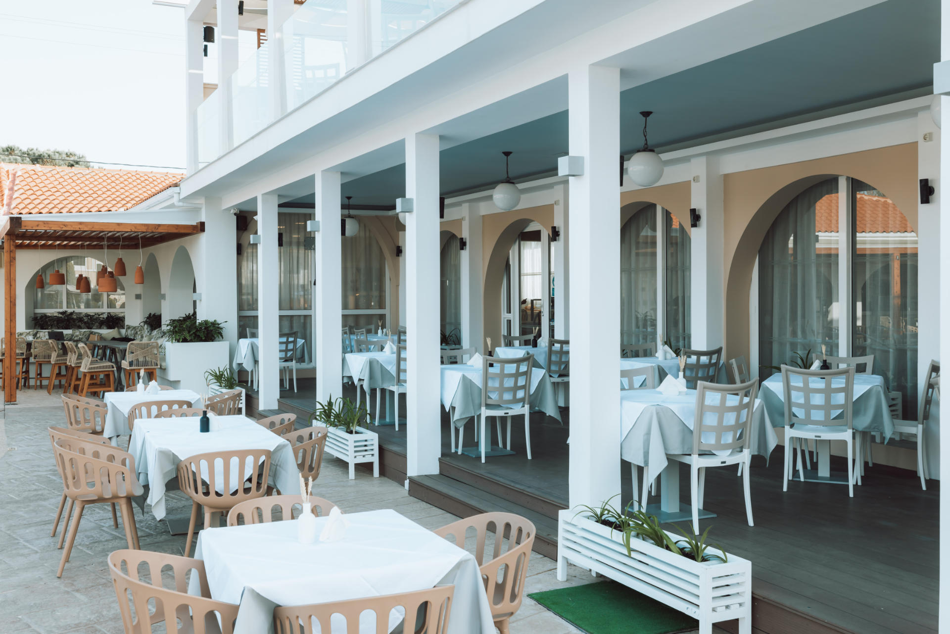 The Marelen Hotel-Terasa restorana.jpg