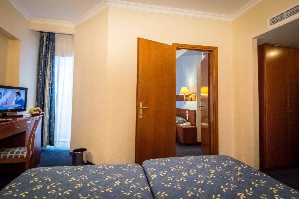 Palatino Hotel-Porodicna soba.jpg