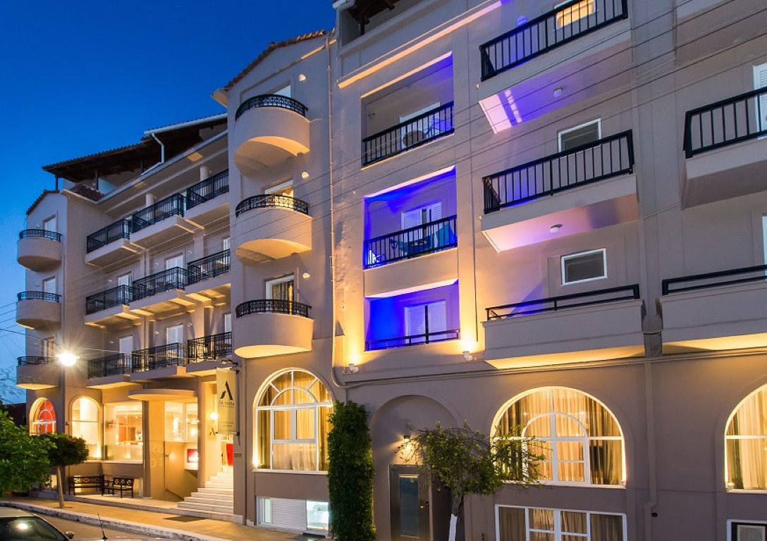 Palatino Hotel-Spoljasnji izgled.jpg