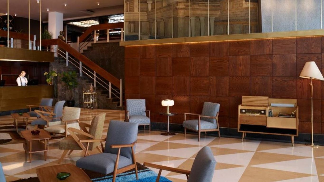 Brown Acropol Hotel-Lobby.jpg