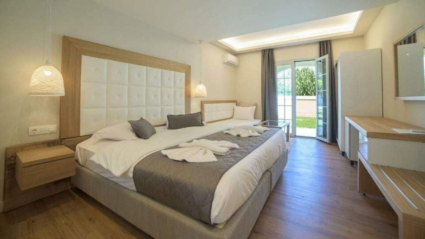 Akron Seascape Resort-Deluxe pogled basta ili swim up.jpg