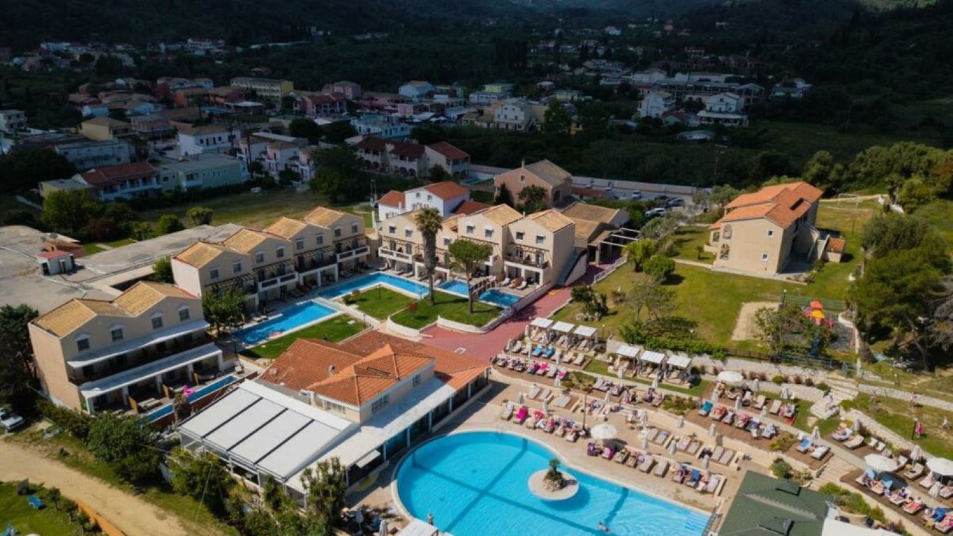 Akron Seascape Resort-Okruzenje hotela.jpg