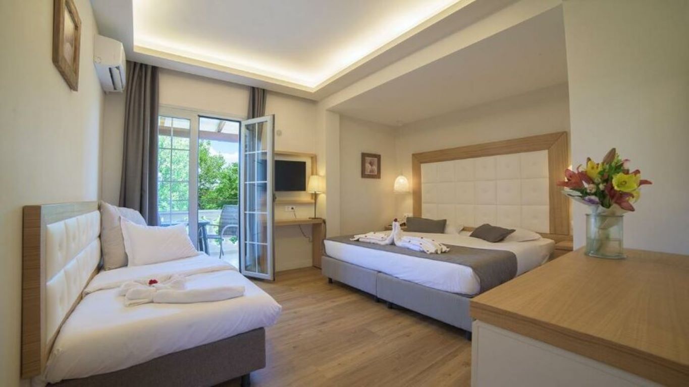 Hotel Akron Seascape Resort-Premium soba pogled basta.jpg