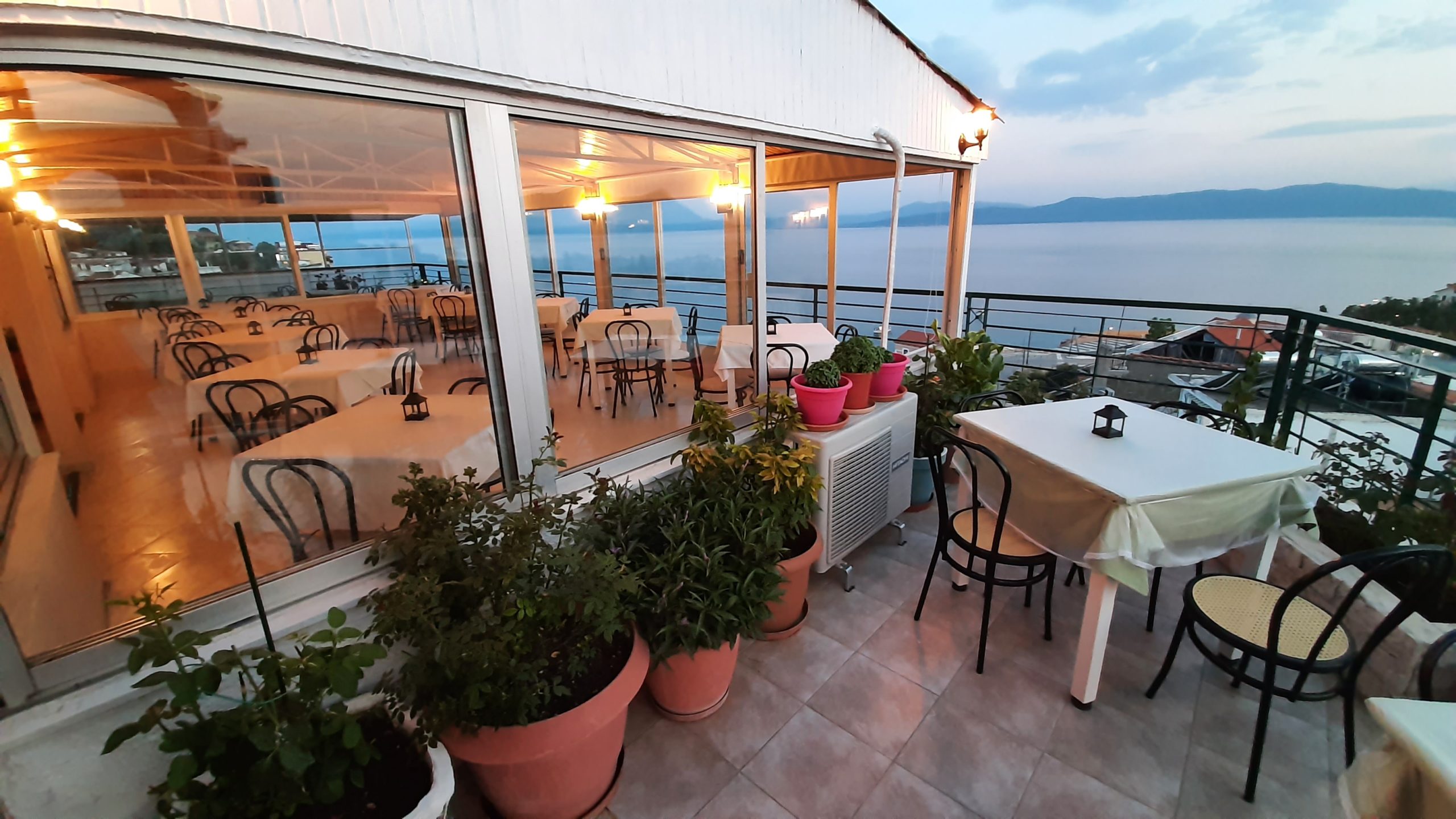 Hotel Mitho-Restoran.jpg