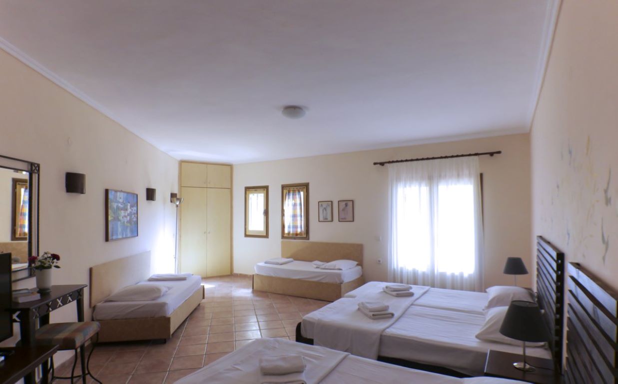 Ammon Garden Hotel-Porodicna soba.jpg