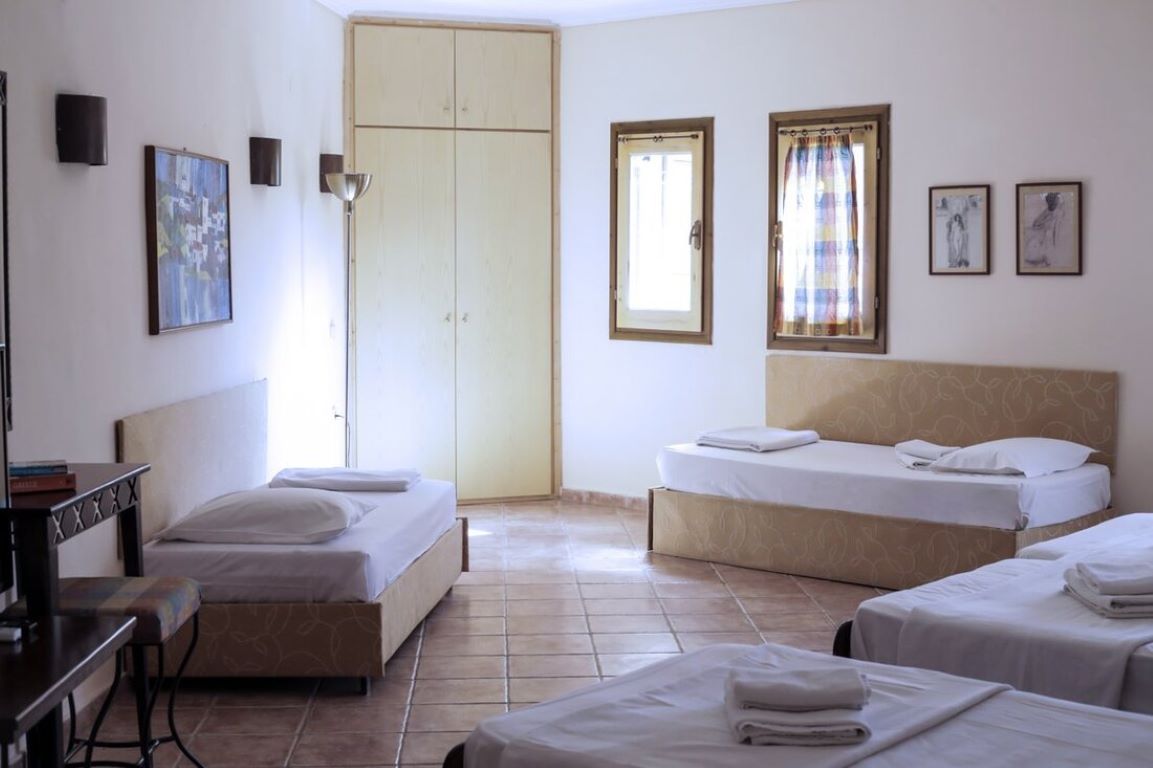 Hotel Ammon Garden-Porodicna soba.jpg