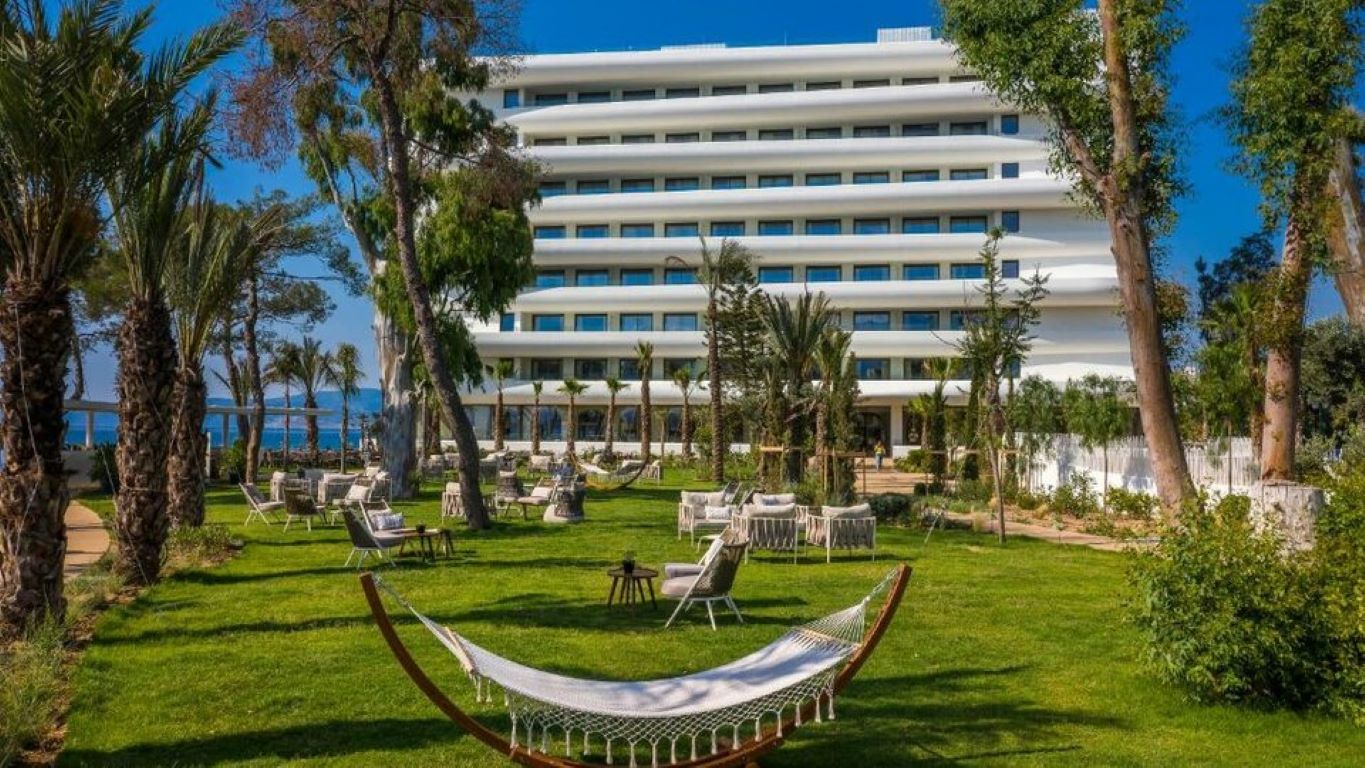 Isla Brown Corinthia-Basta hotela.jpg