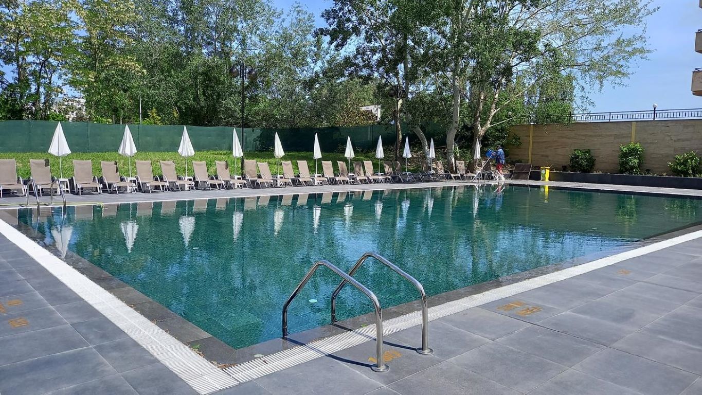 Hotel Aquamarine-Bazen.jpg
