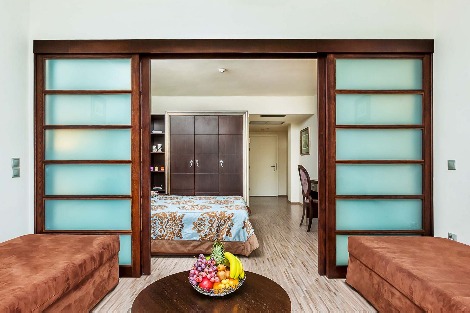 Hotel Elinotel Apolamare family room 3.jpg