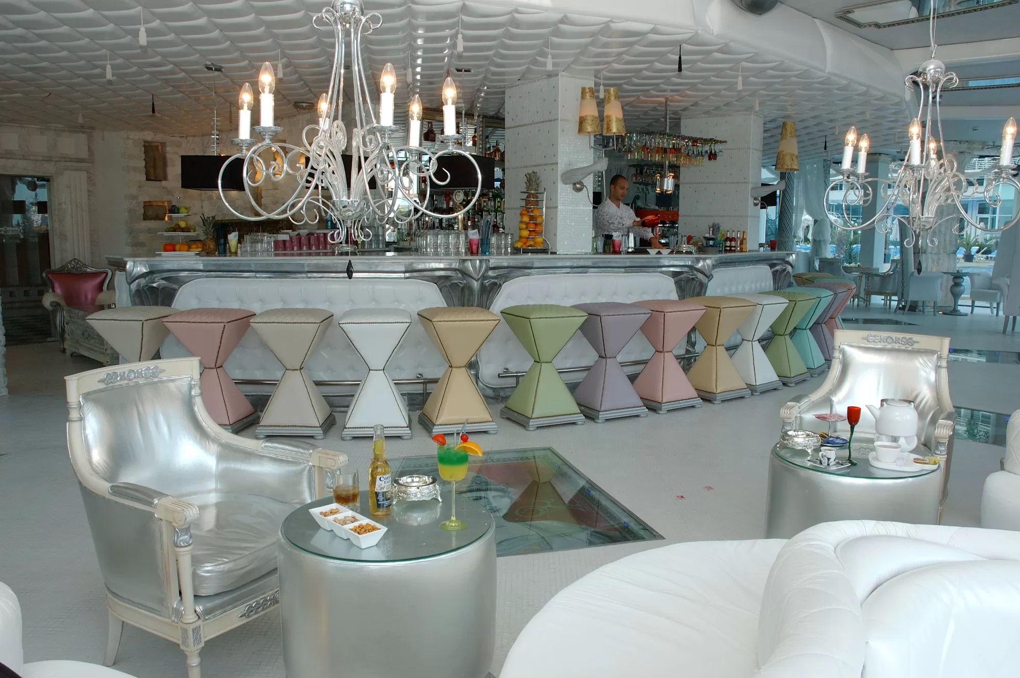 Chaika Beach Resort-Mistik klub.jpg