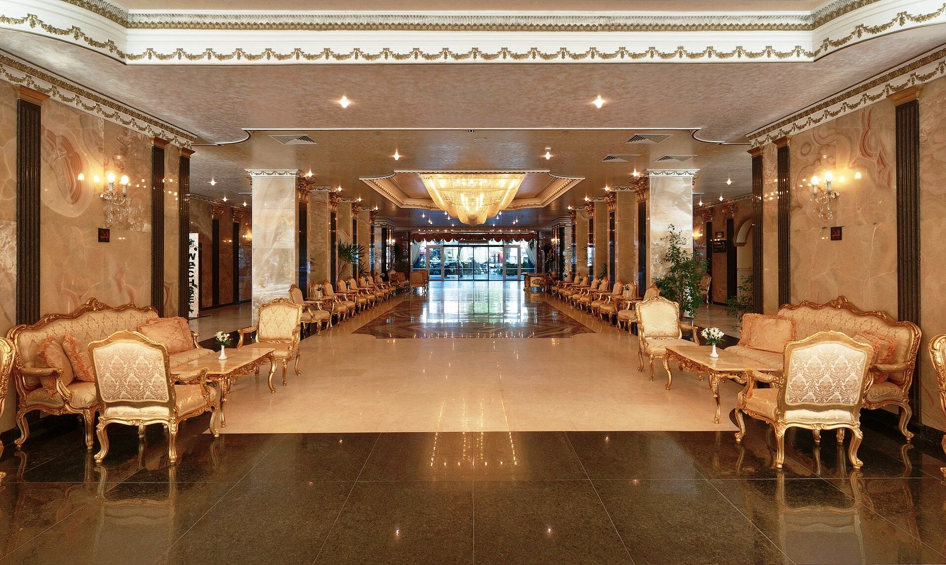 Planeta Hotel & Aquapark-Lobby.jpg