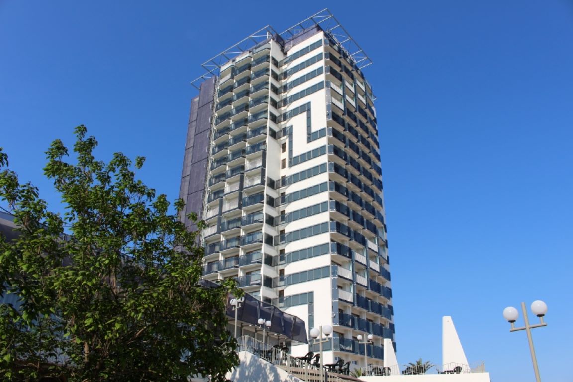 Burgas Beach Hotel-Hotel spolja.jpg