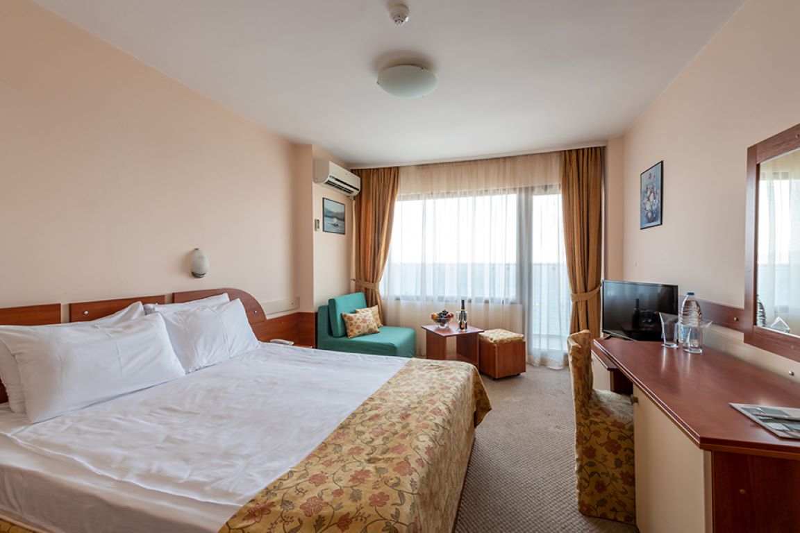 Burgas Beach Hotel-Standardna soba.jpg