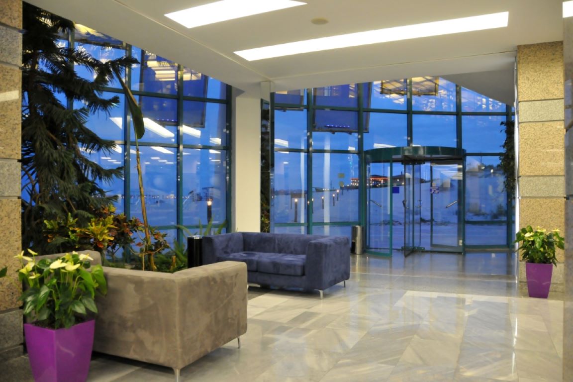 Hotel Burgas Beach-Lobby.jpg
