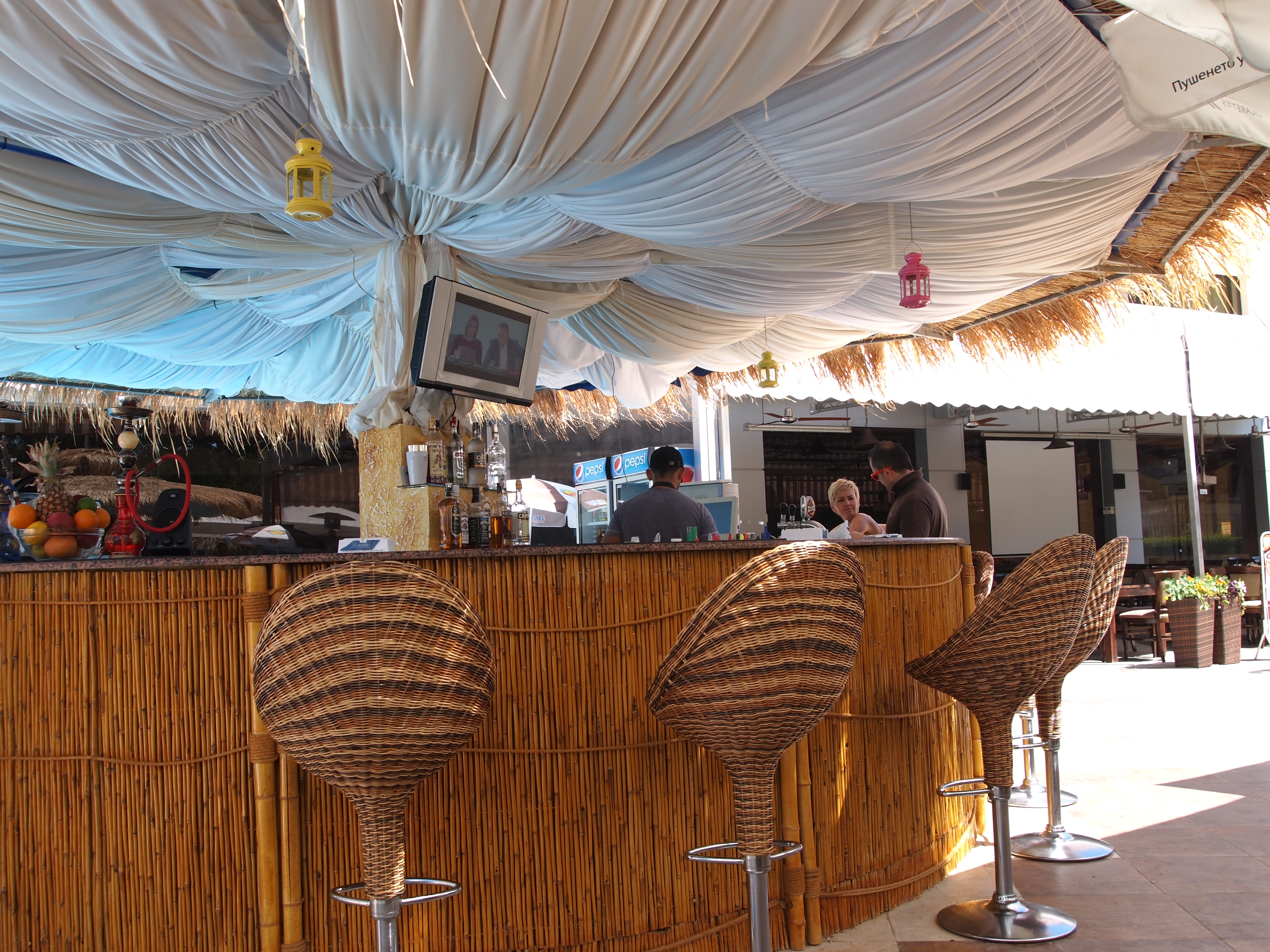 Hotel Flamingo Beach-Bar na bazenu.JPG