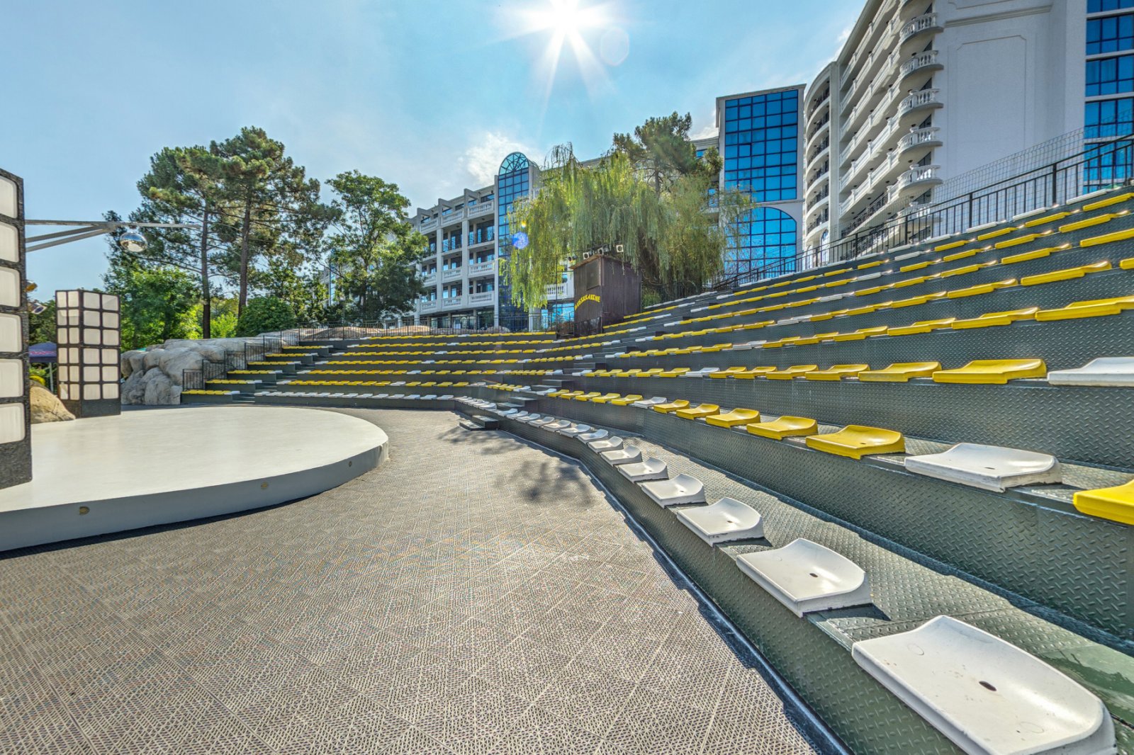Das Club Sunny Beach-Amfiteatar.jpg