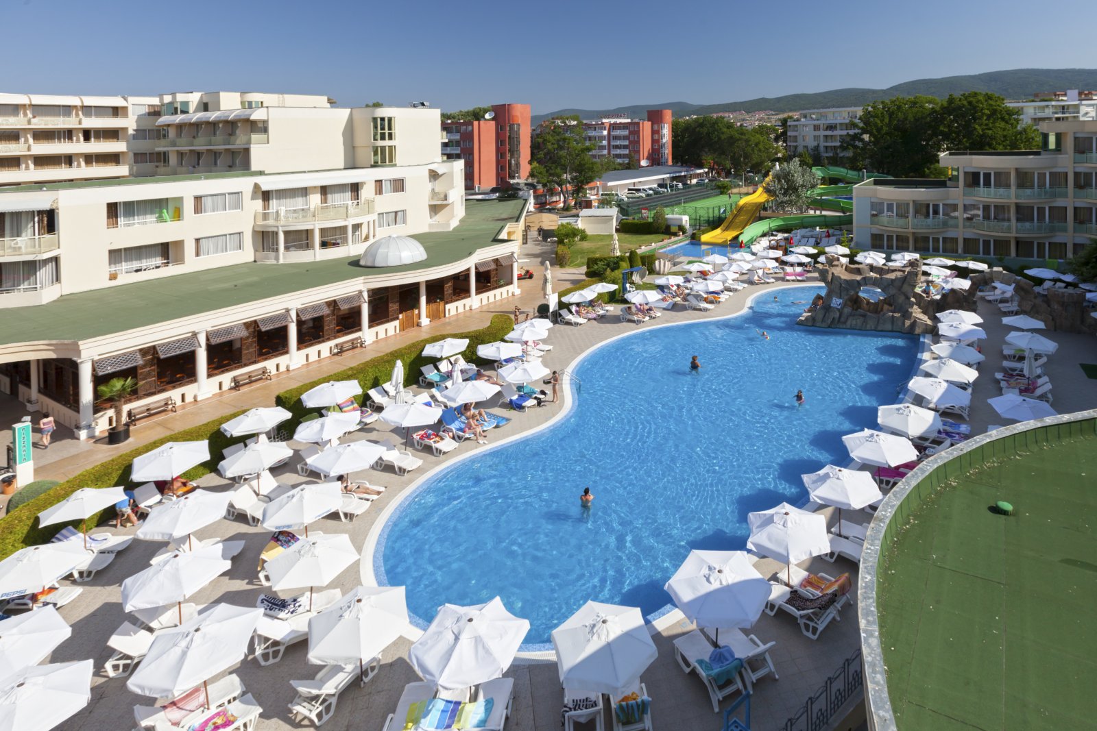 Das Club Sunny Beach Hotel-Bazeni.jpg