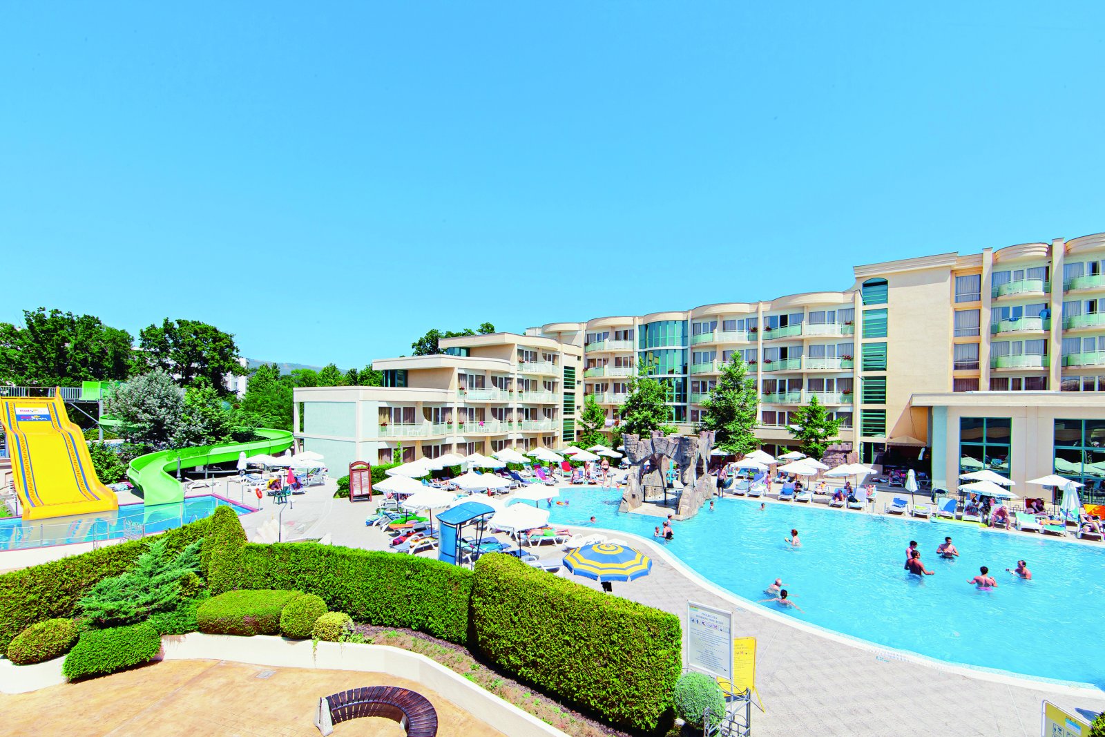Das Club Sunny Beach-Kompleks bazena.jpg