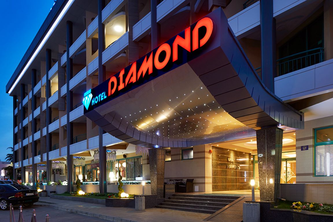 Diamond Hotel-Ulaz u hotel.jpg