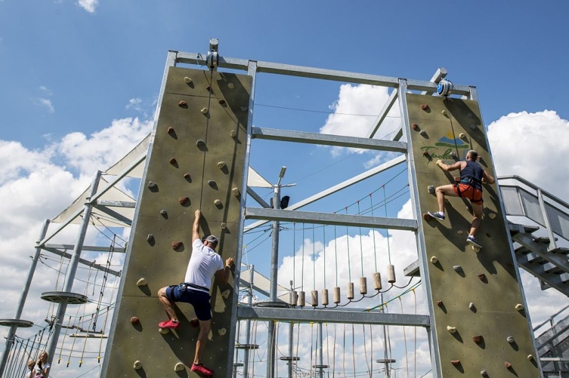 Hotel Topola Skies-Action park.jpg