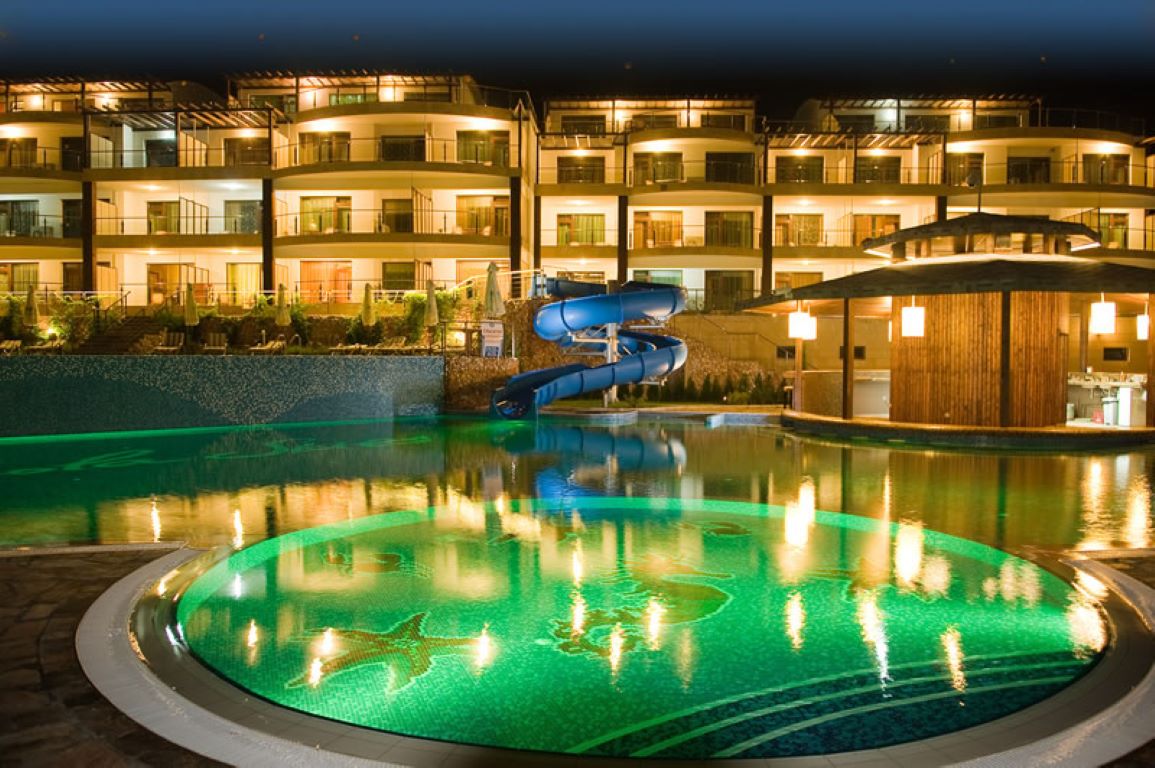Hotel Topola Skies-Hotel nocu.jpg