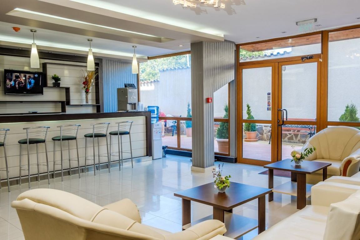 Vemara Club Hotel-Lobby.jpg
