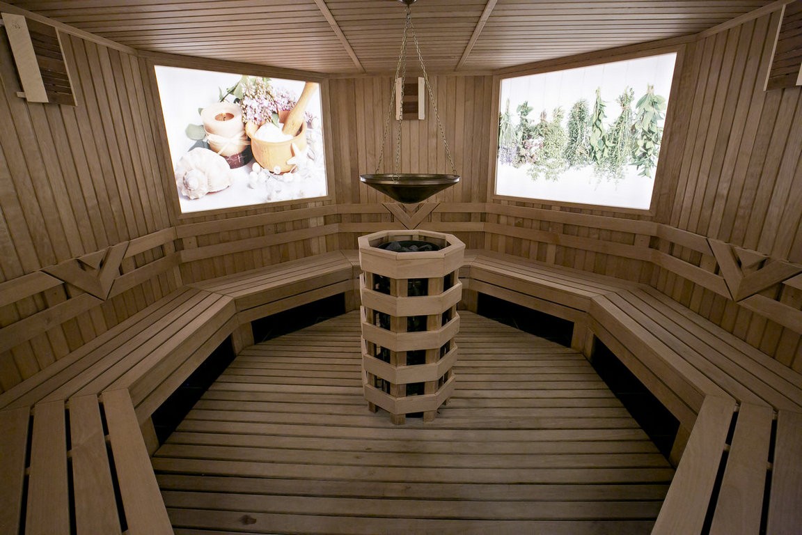 Royal Grand Hotel & Spa-Sauna.jpg