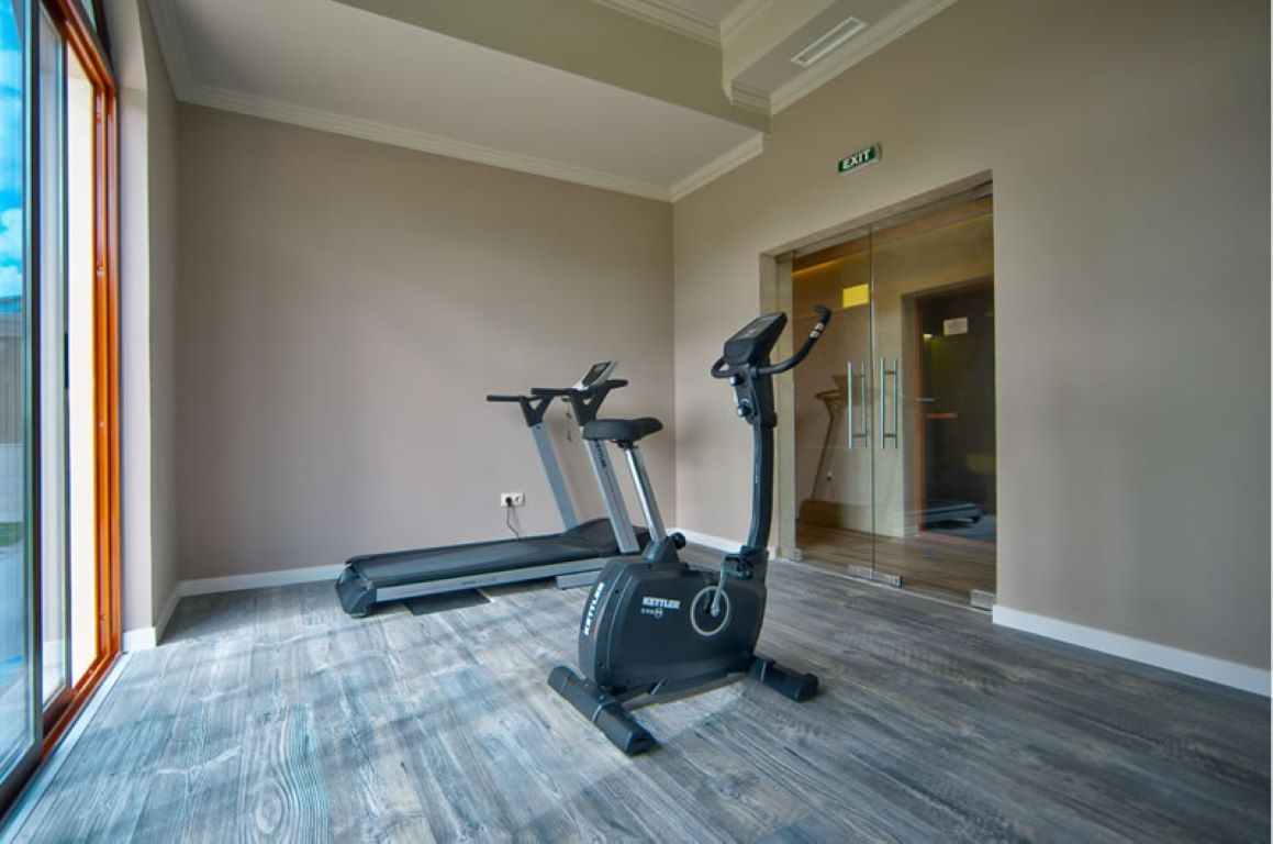 Sunny Castle-Fitnes.jpg