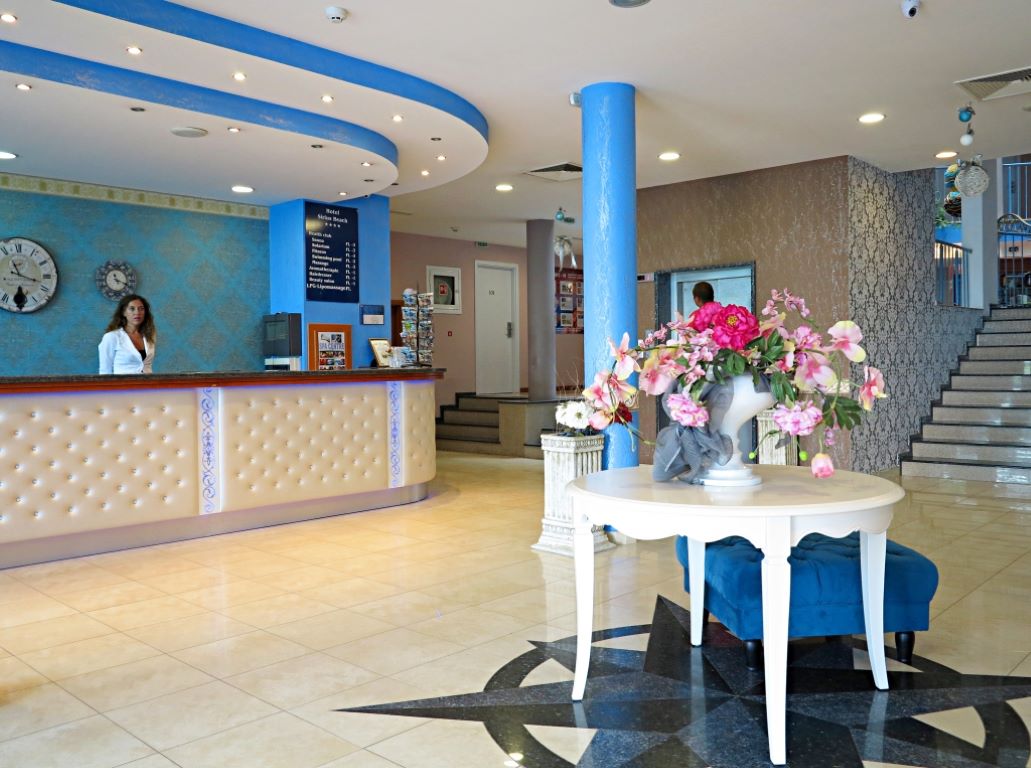 Sirius Beach Hotel-Recepcija.jpg