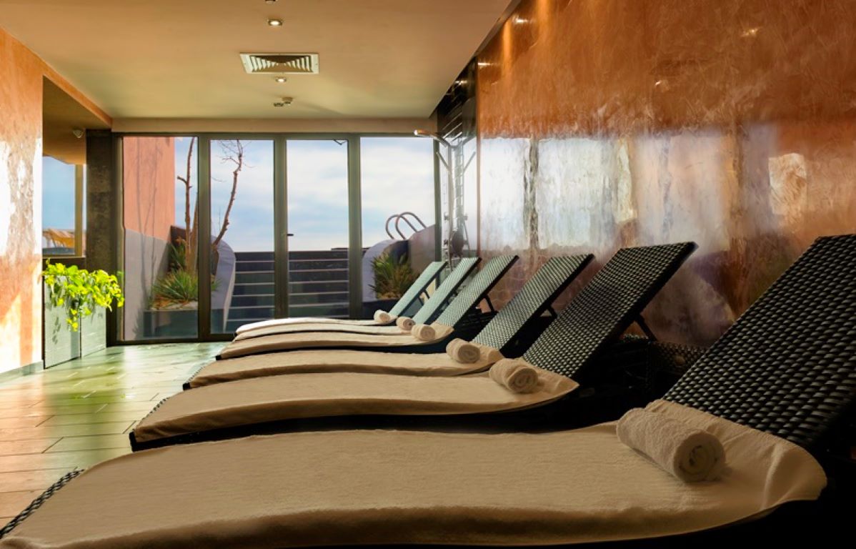 Sirius Beach Hotel-Relax zona.jpg