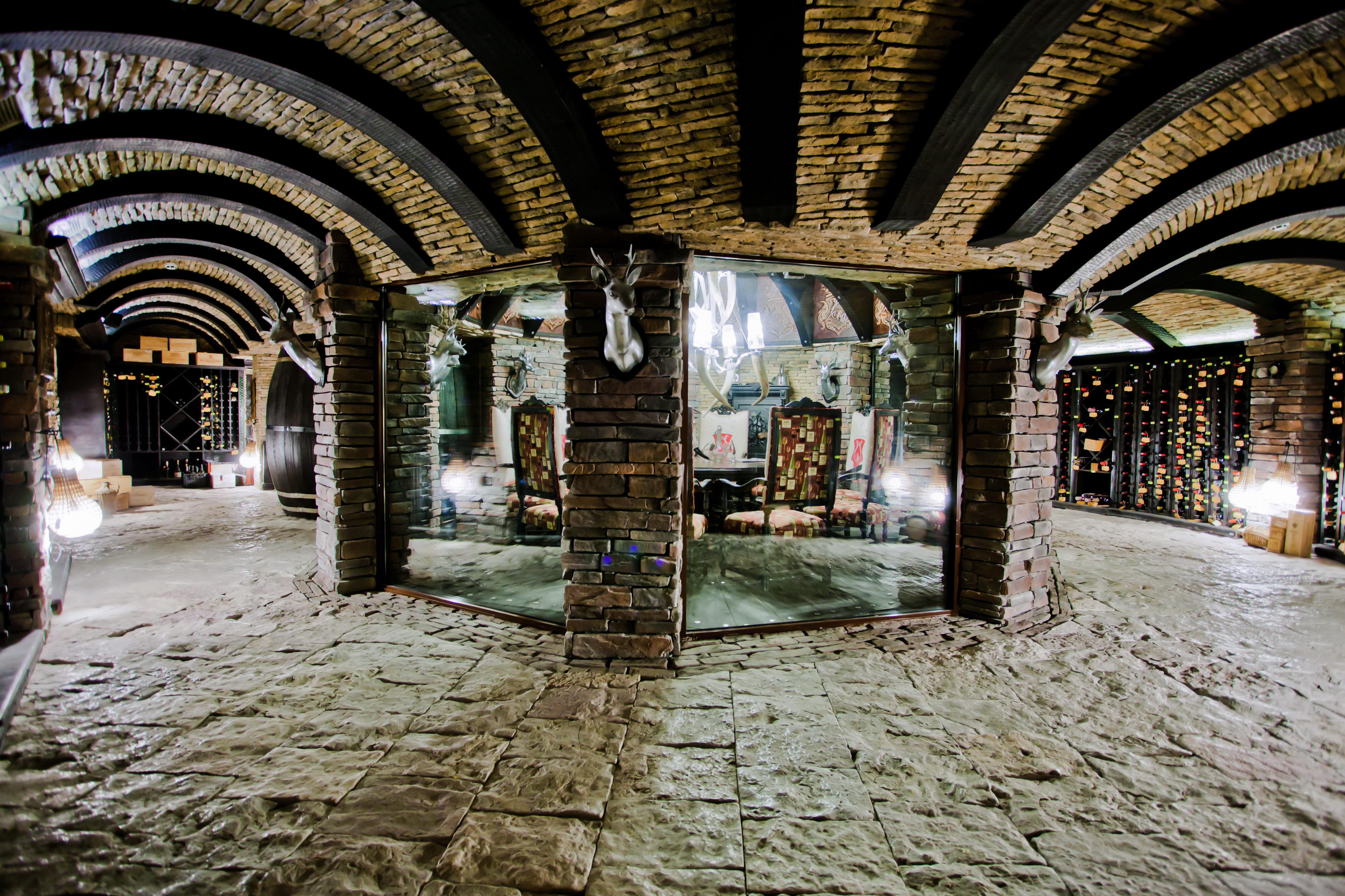 Royal Castle Hotel-Vinarija.jpg
