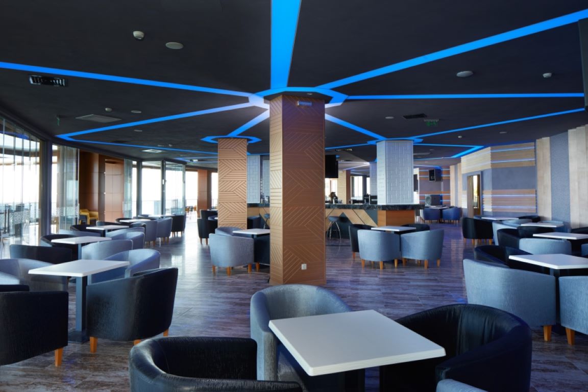 Hotel Paradise Beach-Lobby.jpg