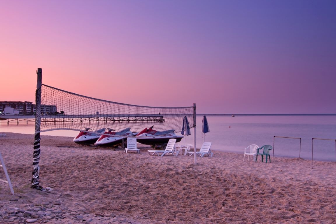 Hotel Paradise Beach-Plaza.jpg