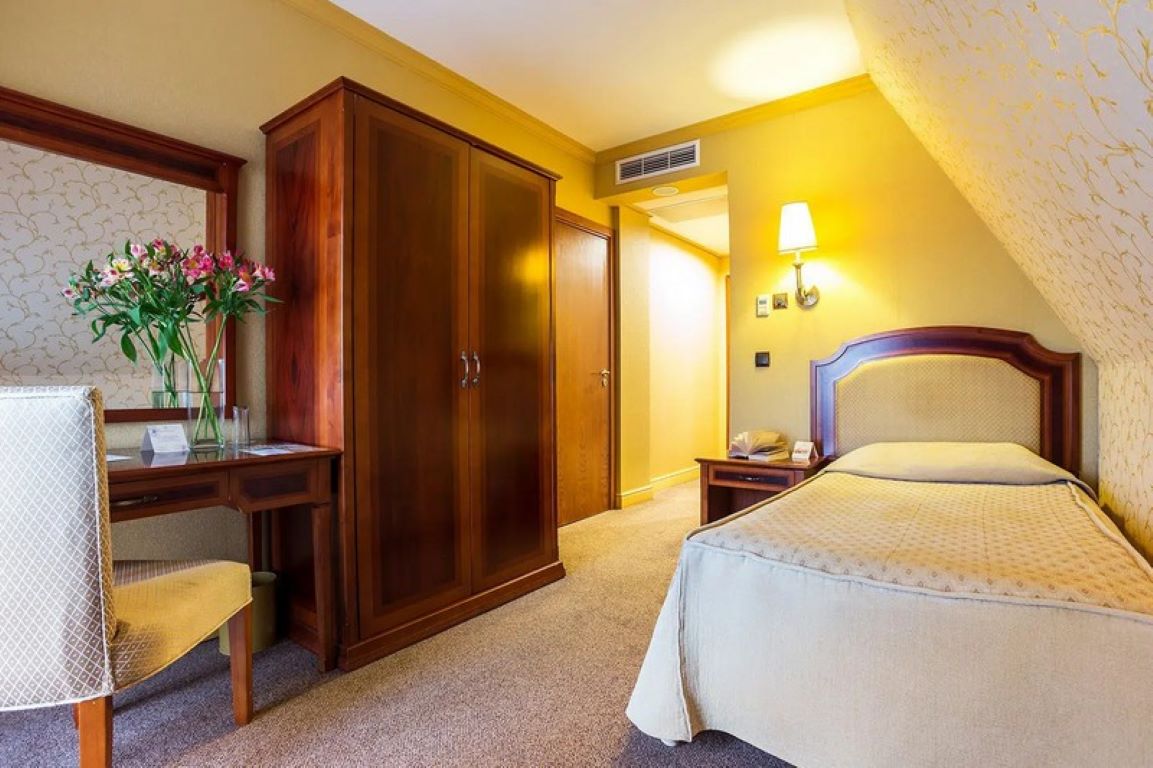Hotel Romance Spa jednokrevetna soba.jpg