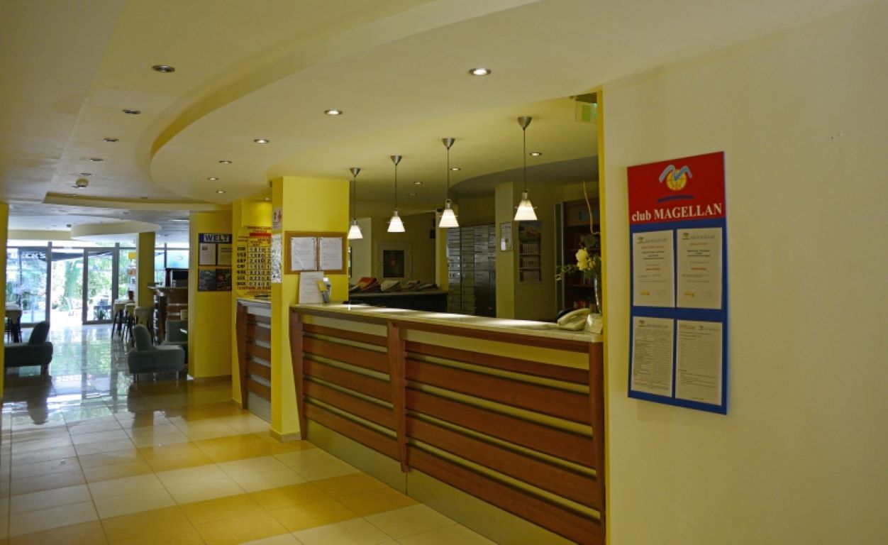 Hotel Perunika-Recepcija.jpg
