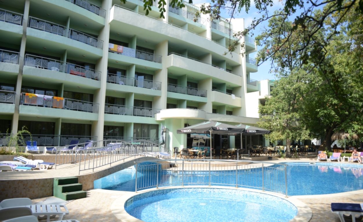 Perunika Hotel-Deciji bazen.jpg