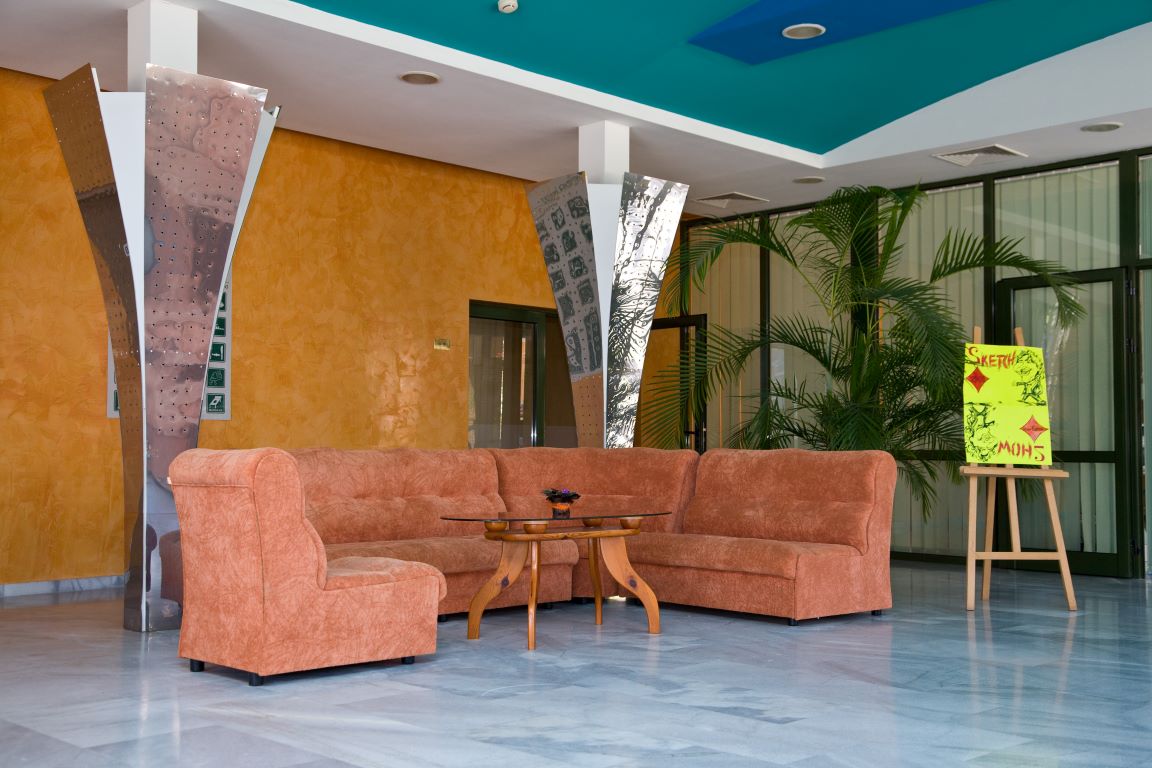 Hotel Nessebar Beach lobi.jpg