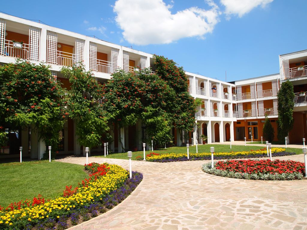 Nessebar Beach hotel basta .JPG