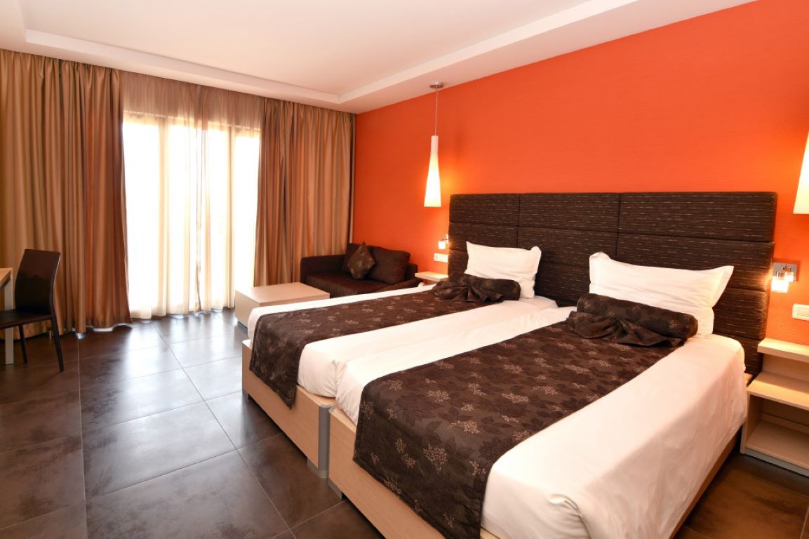 Dolce Vita Sunshine Resort Hotel-Standardna soba pogled more.jpg